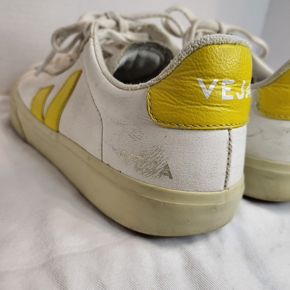 Veja campo white with yellow trim lace up rubber sole size 9 - Picture 8 of 15